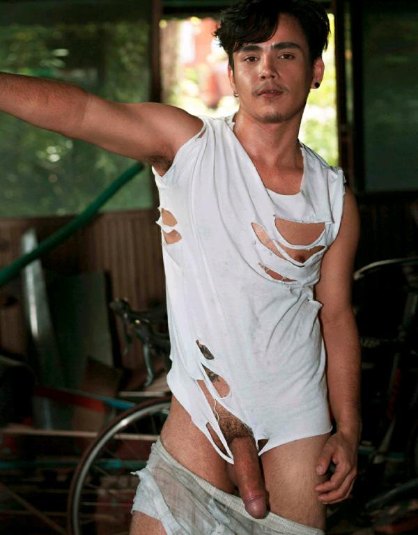 MAN-OMG-7---JOEY-RAINING-BOY